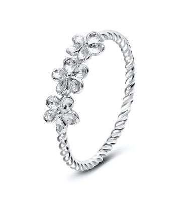 Three Flowers Twist Silver Ring NSR-3263